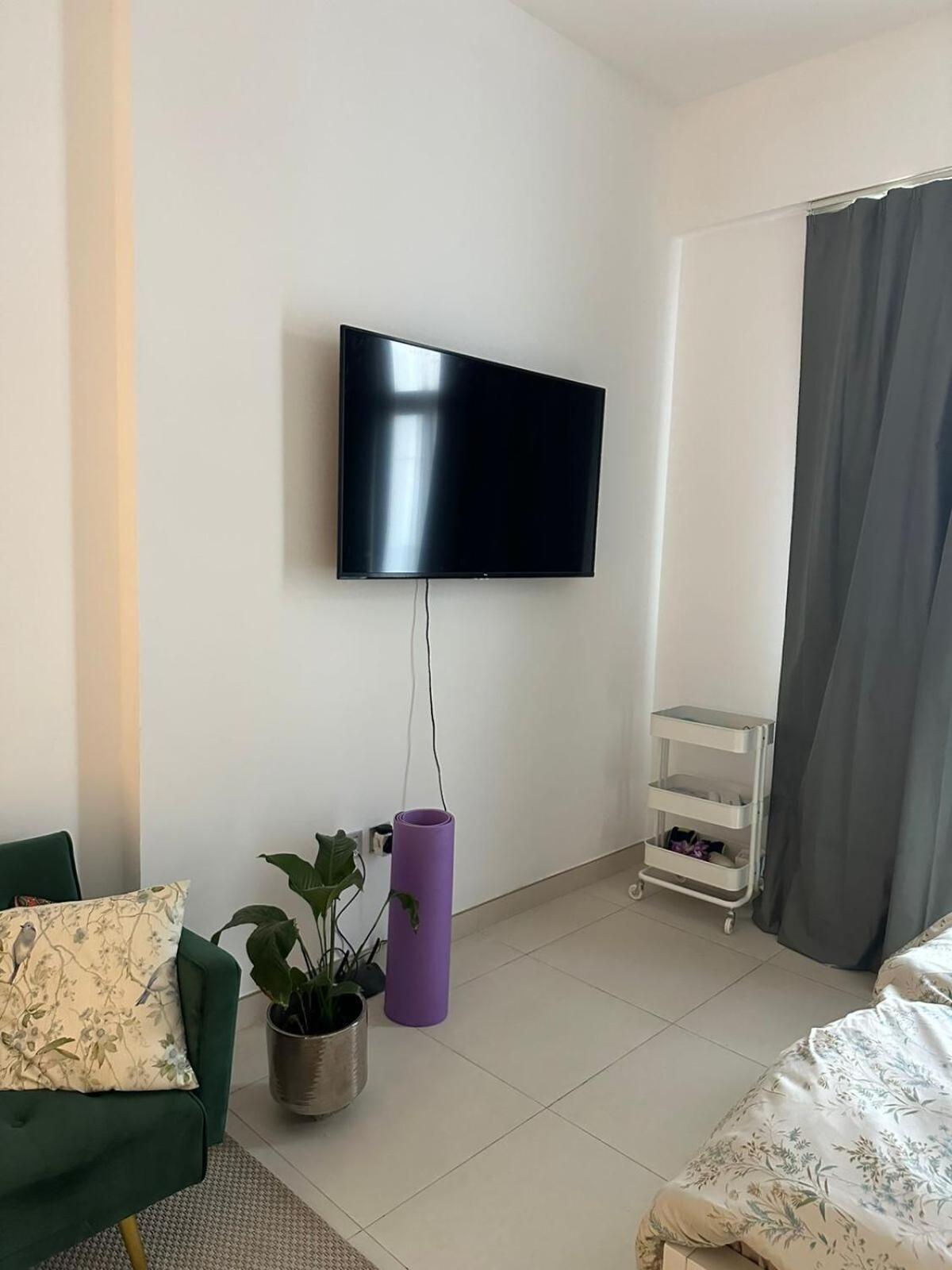 Sophisticated Living Azizi Candace Acacia Apartment *
